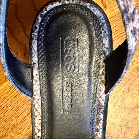 ASOS Python Print Low Heels, Size 8.5 - Picture 8 of 11